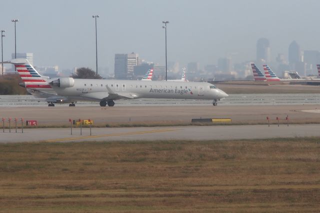 Canadair Regional Jet CRJ-200 (N922FJ)