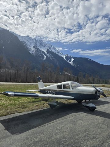 Piper Cherokee (C-GSQV)
