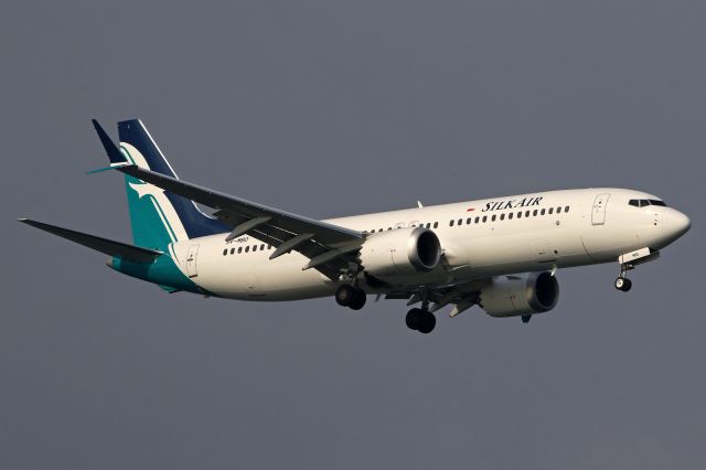 Boeing 737 MAX 8 (9V-MBD)
