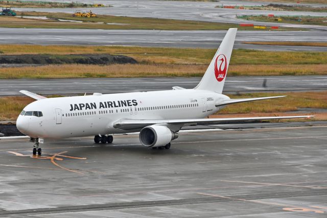 BOEING 767-300 (JA659J)