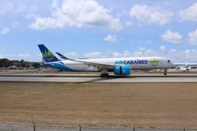 Airbus A350-900 (F-HHAV)