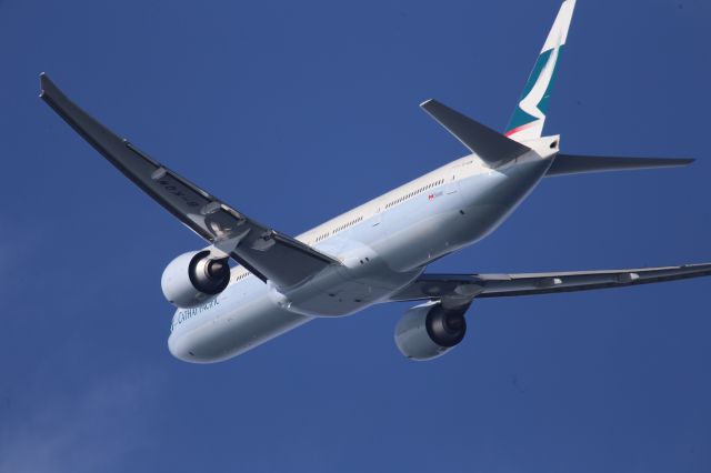 BOEING 777-300ER —