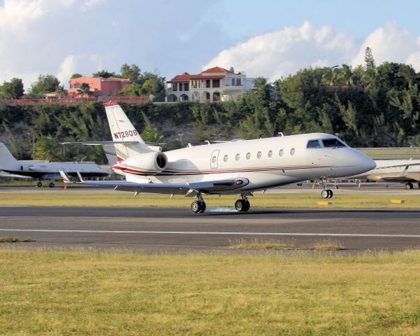 IAI Gulfstream G200 (N728QS)