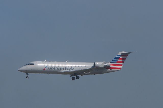 Canadair Regional Jet CRJ-200 (N463AW)