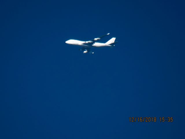 Boeing 747-400 (N713CK)
