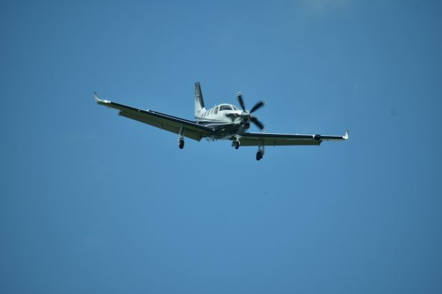 Daher-Socata TBM-900 — - TBM on final for 22