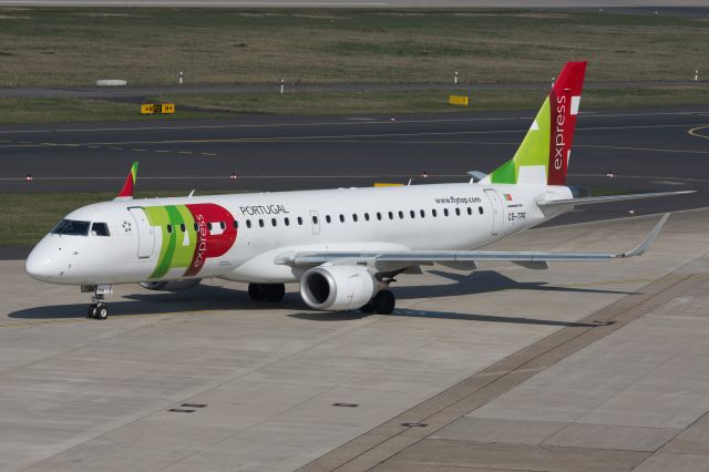 Embraer ERJ-190 (CS-TPR)