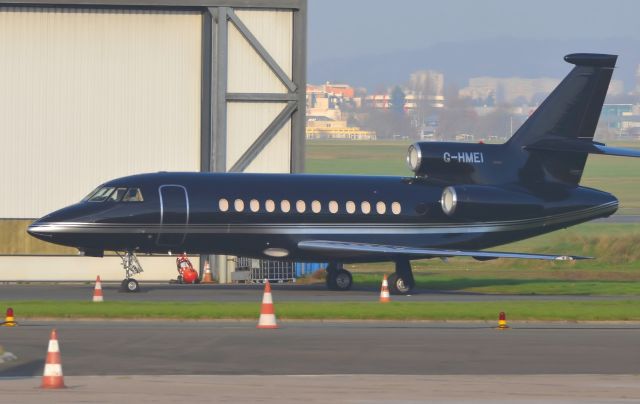 Dassault Falcon 900 (G-HMEI)