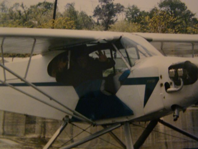 Piper NE Cub — - Gher in his J-3 cub on floats taking off from Westwego Seaplane base.