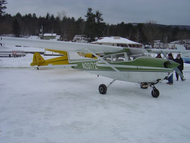 Cessna Skyhawk (N20172) - ALTON BAY FEB. 09