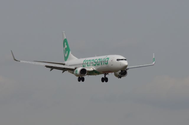 Boeing 737-800 (PH-HZE)