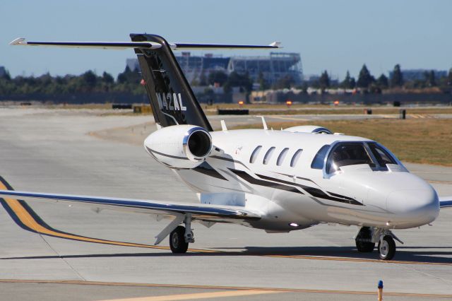 Cessna Citation CJ1 (N42AL)