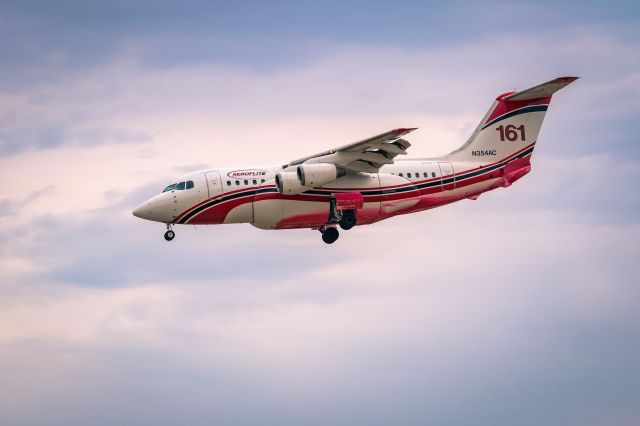 Avro Avroliner (RJ-85) (N354AC) - BAE 146 returning to KFAT after battling Willow Fire in North Fork, CA. (2015)