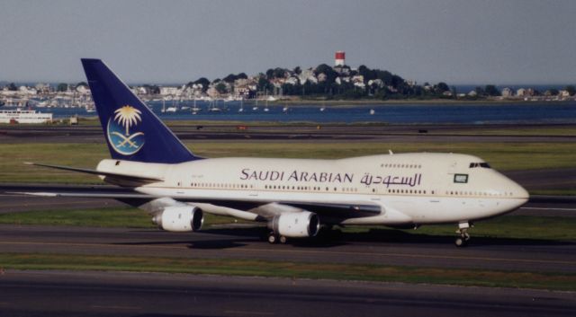 BOEING 747SP (HZ-AIF)