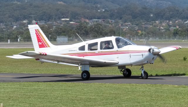 Piper Cherokee (VH-CWW)
