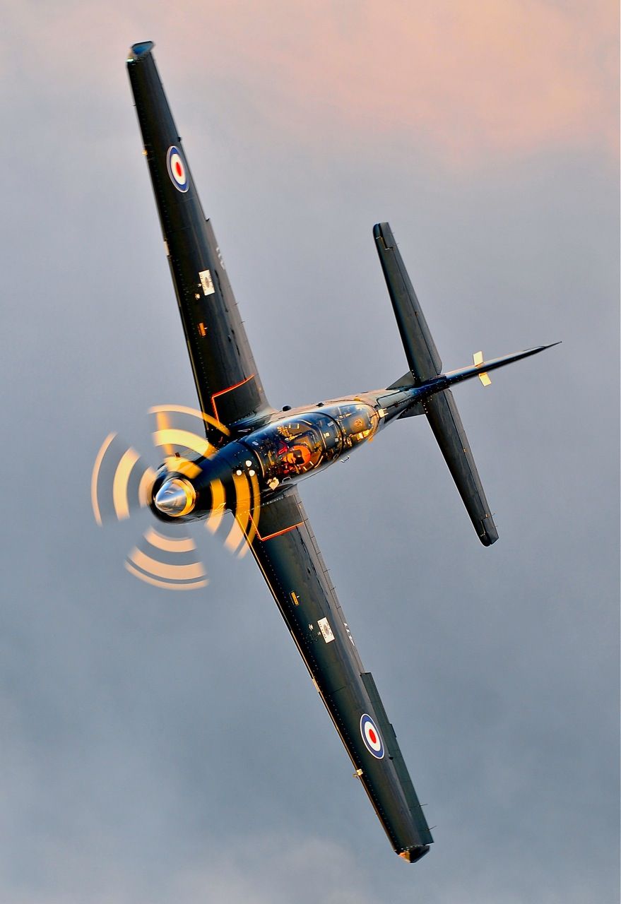 Embraer A-27 Tucano (N411ZF)