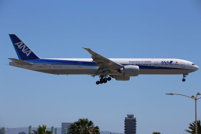 BOEING 777-300ER (JA796A)