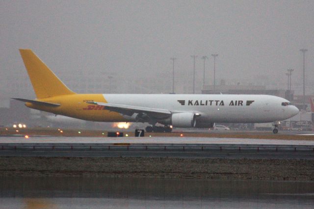 BOEING 767-300 (N763CK) - Kalitta B763 arrival to a rainy/foggy Logan Airport 12/31/21. 