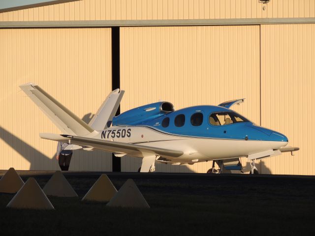 Cirrus Vision SF50 (N755DS) - the beast rocked up to Bankstown airport the other day 