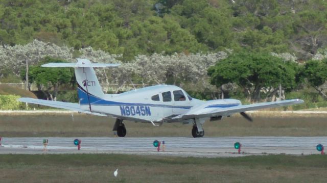 Piper PA-44 Seminole (N8045N)