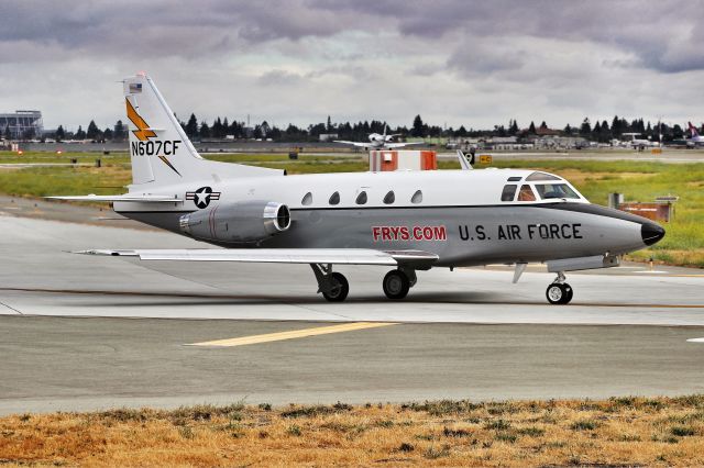 North American Sabreliner (N607CF)