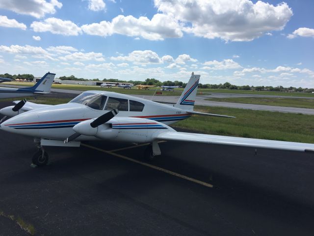 Piper PA-30 Twin Comanche (N7302Y)