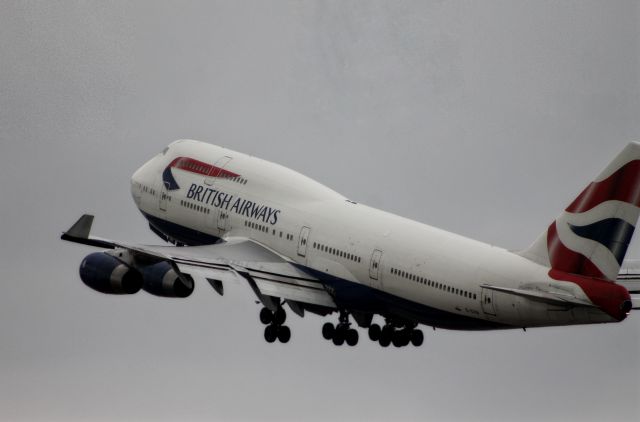 Boeing 747-400 (G-CIVN)