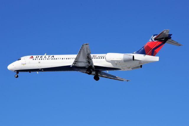 Boeing 717-200 (N988AT)