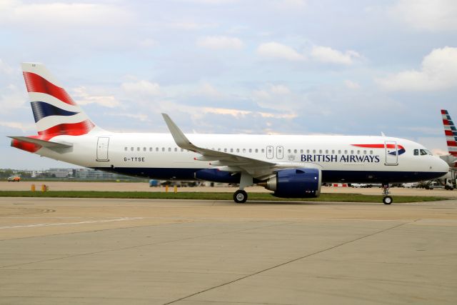 Airbus A320neo (G-TTSE) - Taxiing to Stand 568 on 15-Apr-25 operating flight BAW575 from LIML.