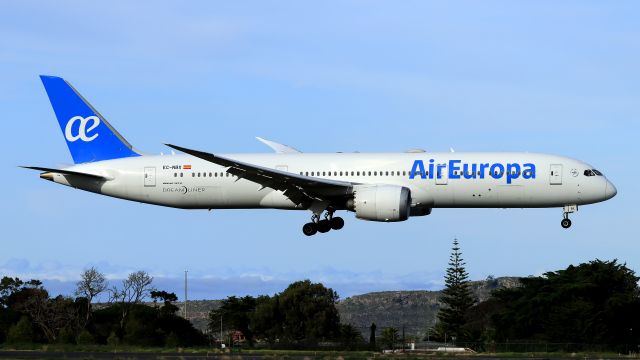 Boeing 787-9 Dreamliner (EC-NBX) - Tenerife North Airport