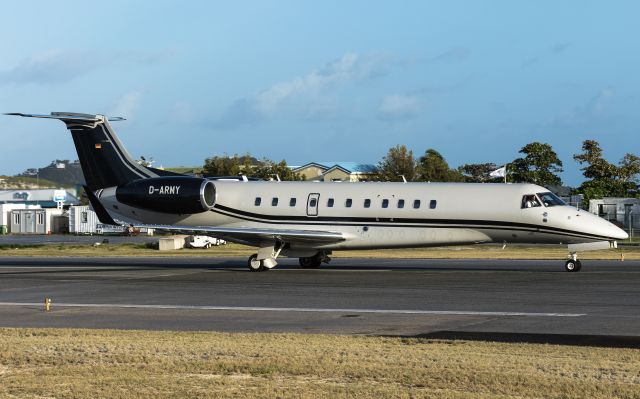 Embraer Legacy 600/650 (D-ARMY)