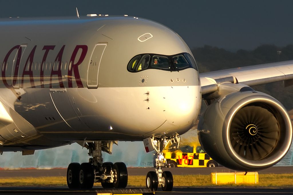 Airbus A350-900 (A7-ALC) - after rain