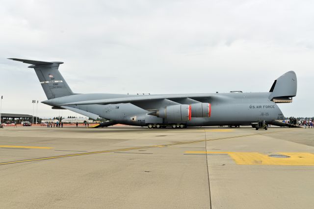 85-0010 — - US McChord Air Force Base air show 2016