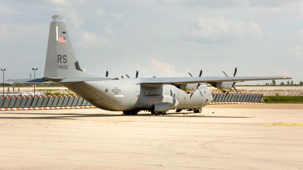 Lockheed C-130 Hercules (ASV74635)
