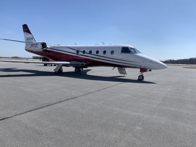 IAI Gulfstream G150 (N20TW)