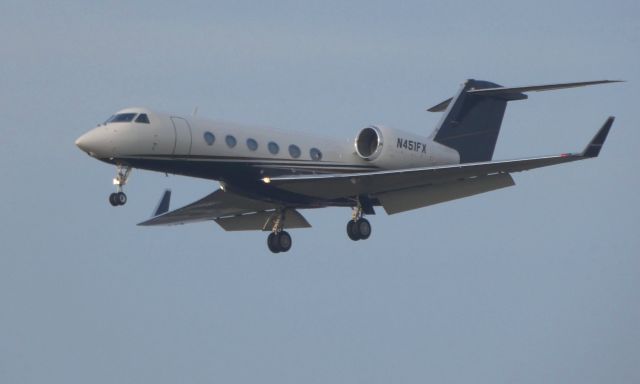 N451FX — - On final is this 2015 Gulfstream 450 in the Autumn of 2018.