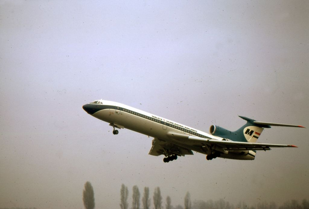 HA-LCE — - Linate anni 90