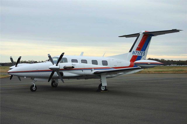 Piper Cheyenne 3 (N717ES)