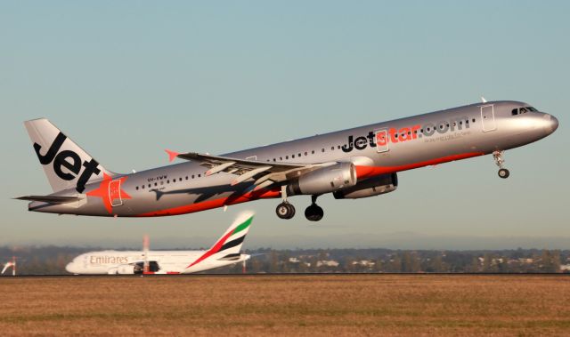 Airbus A321 (VH-VWW) - Lifting Off From 34R