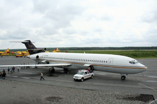 Boeing 727-100 (C-FLHR)