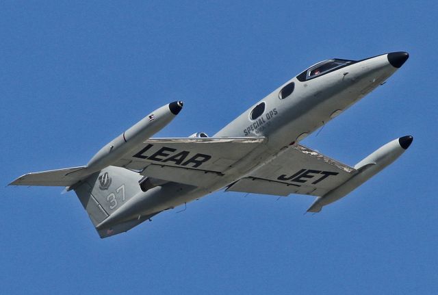 Learjet 24 (N3137) - Taking off from the Van Nuys Airport.