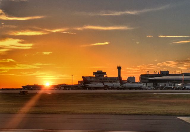 Boeing 737-800 — - Sunrise at TPA looking at the E gates.