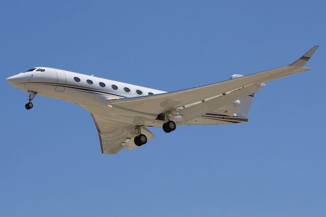 Gulfstream Aerospace Gulfstream G650 (N83DZ)