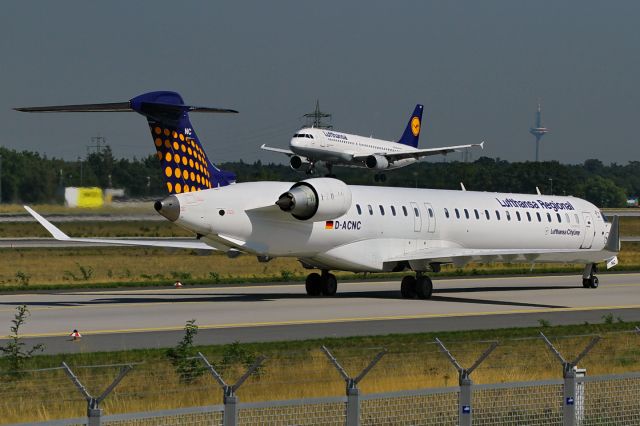 Canadair Regional Jet CRJ-900 (D-ACNC) - date: 30-Aug-2015