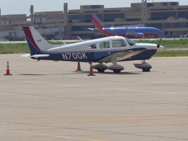 Piper Cherokee (N70GK)