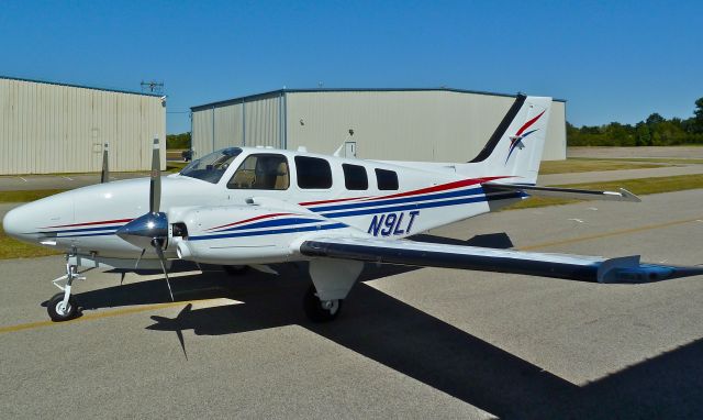 Beechcraft Baron (58) (N9LT)