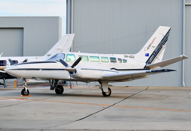 Cessna 404 Titan (twin-piston) (C404) Aircraft (page 1) - FlightAware