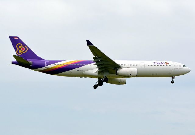 Airbus A330-300 (HS-TBG)