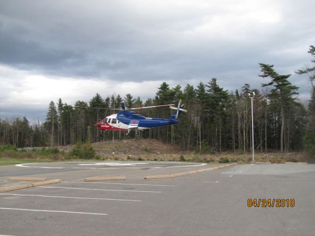 C-GMIN — - LifeFlight S76A in air enroute to Hailfax NS