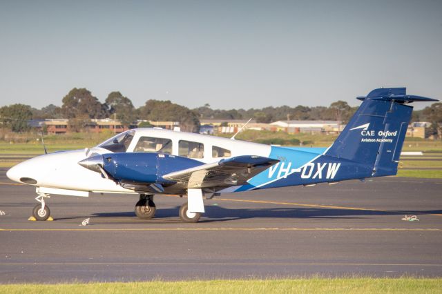 Piper PA-44 Seminole (VH-OXW)